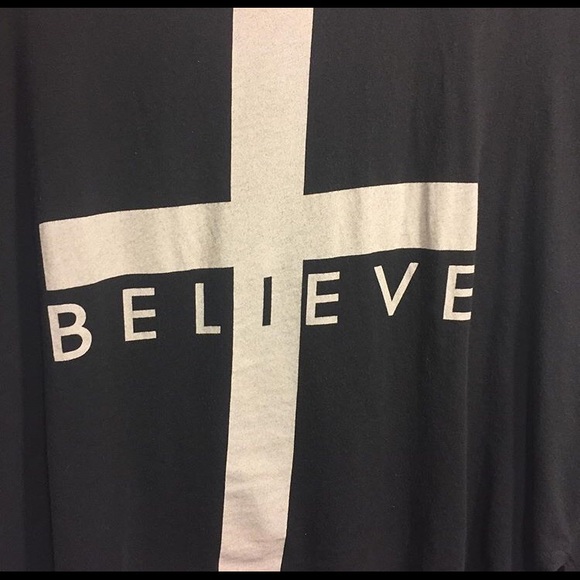 Cross crop top - Picture 2 of 4